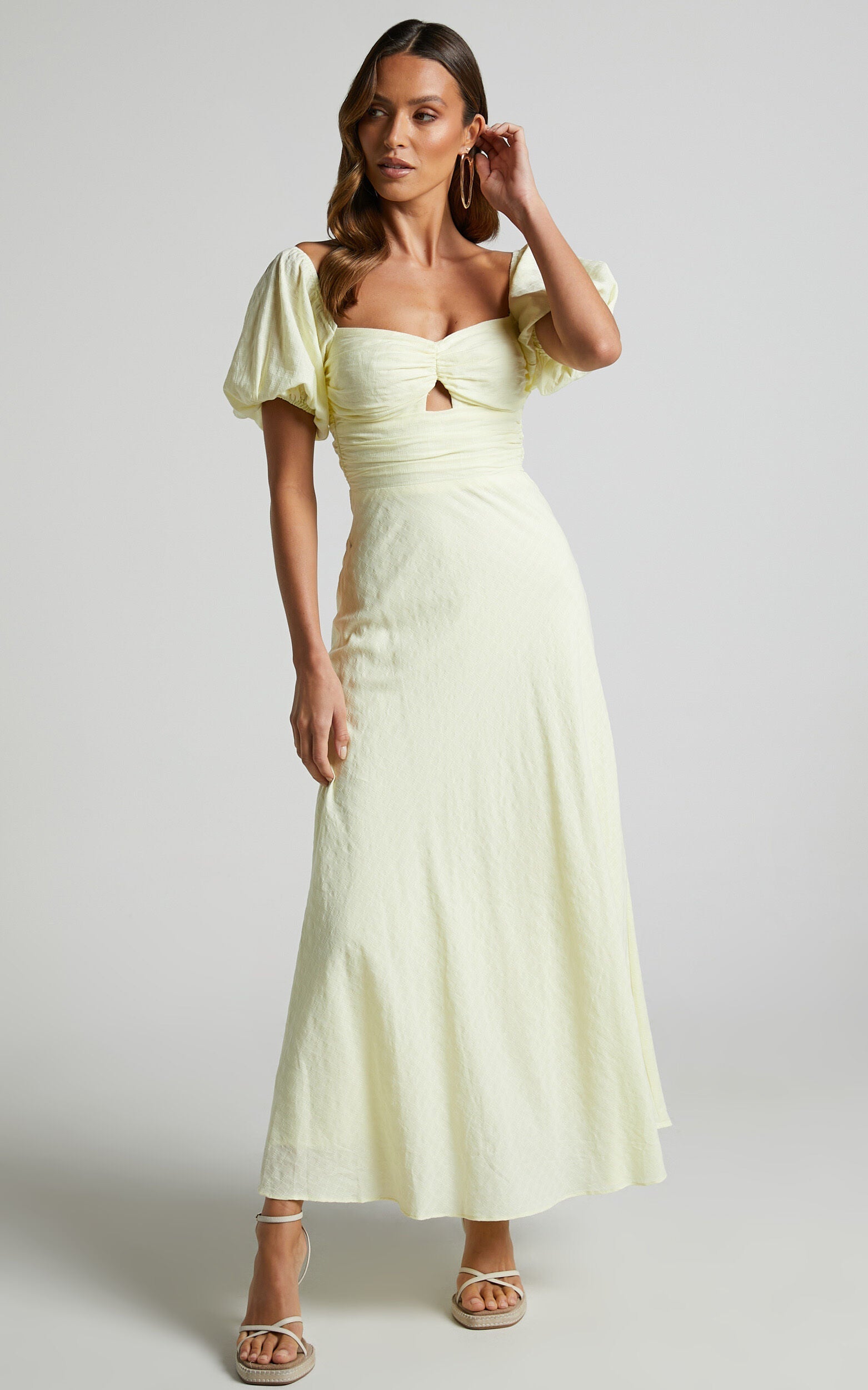 Vynna Midi Dress - Scoop Neck Puff Sleeve Ruched Bust A Line Dress in Butter Yellow